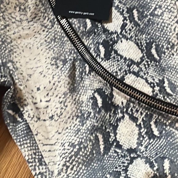 Snake size pattern 30in waist pantS - Picture 3 of 7